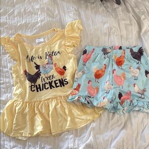 Girls' Chicken Print Pajama Set - Yellow and Blue